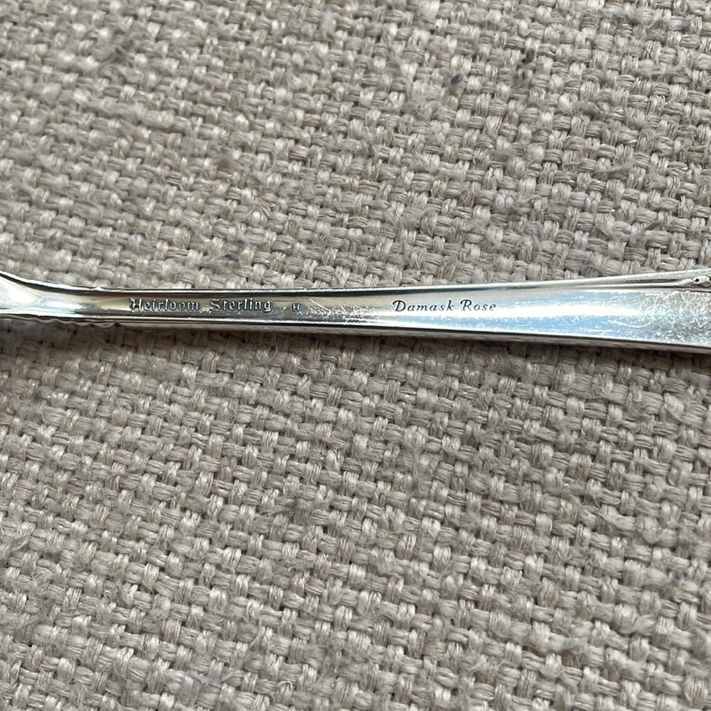 Oneida Dámaso Rose Heirloom Sterling Silverware - Picture 6 of 7